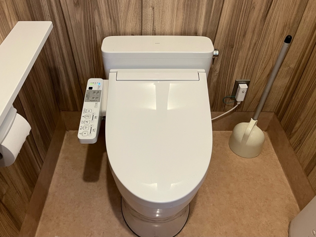オールハンドで行うフェイシャルエステでお肌に溜まった老廃物をデトックスします